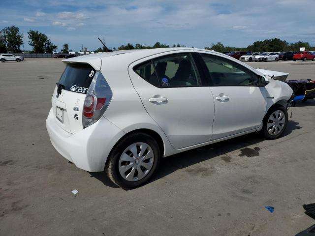 Image 3 of 2012 TOYOTA PRIUS C  2012 with VIN JTDKDTB39C1501456