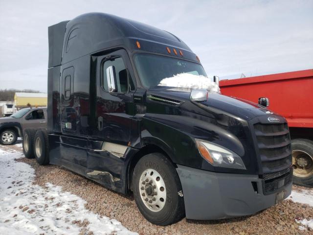 2019 FREIGHTLINER CASCADIA 126  2019 image