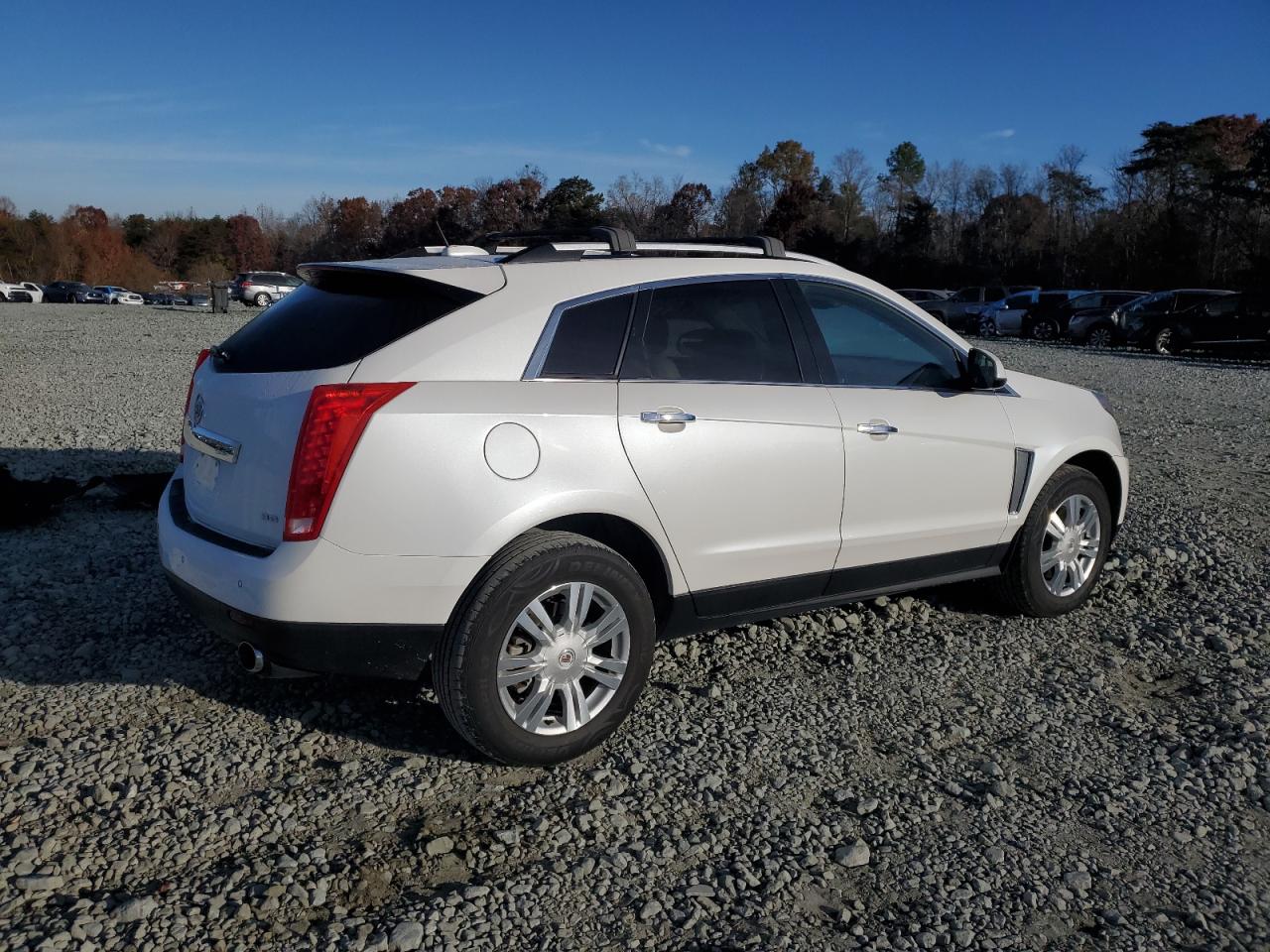 Image 3 of 2015 CADILLAC SRX LUXURY COLLECTION 2015 with VIN 3GYFNBE35FS577645