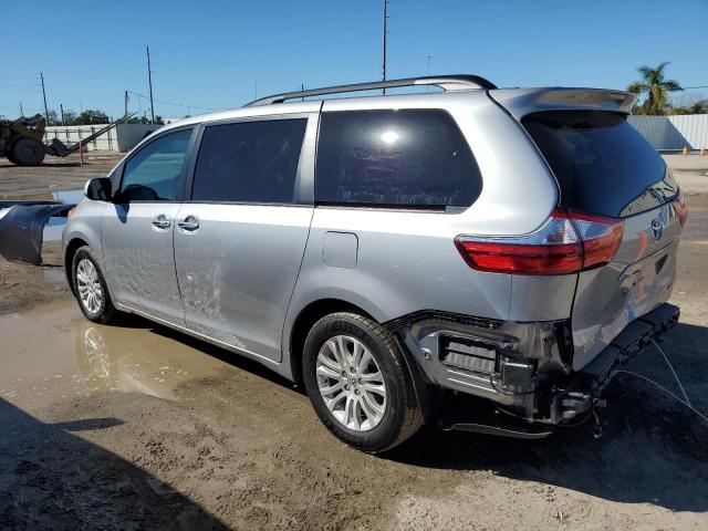 Изображение 2 2017 TOYOTA SIENNA XLE 2017 с VIN 5TDYZ3DC4HS858076