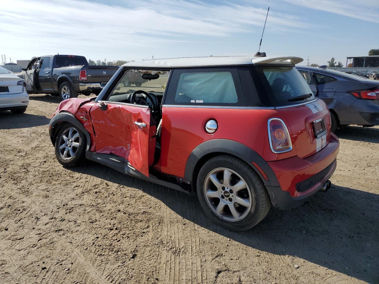 Image 2 of 2009 MINI COOPER S 2009 with VIN WMWMF73589TW87480