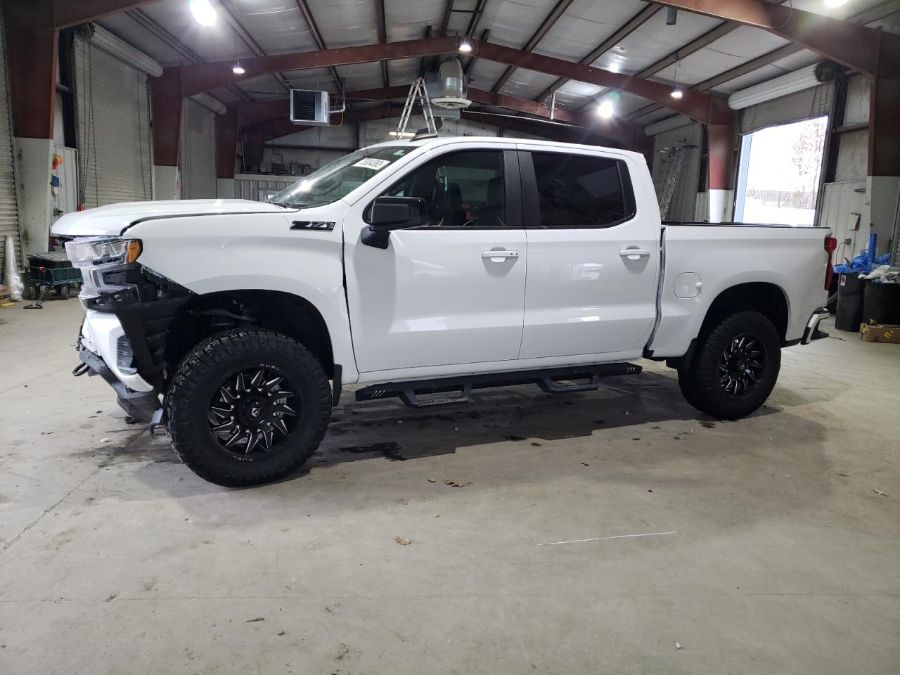 Image 1 of 2020 CHEVROLET SILVERADO K1500 RST 2020 with VIN 1GCUYEED2LZ333819