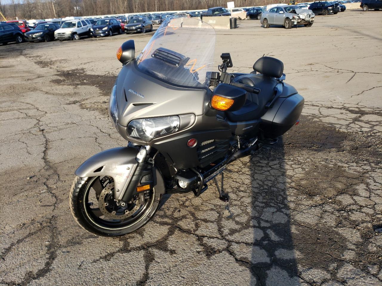 Изображение 2 2016 HONDA GL1800 B 2016 с VIN JH2SC6849GK300619