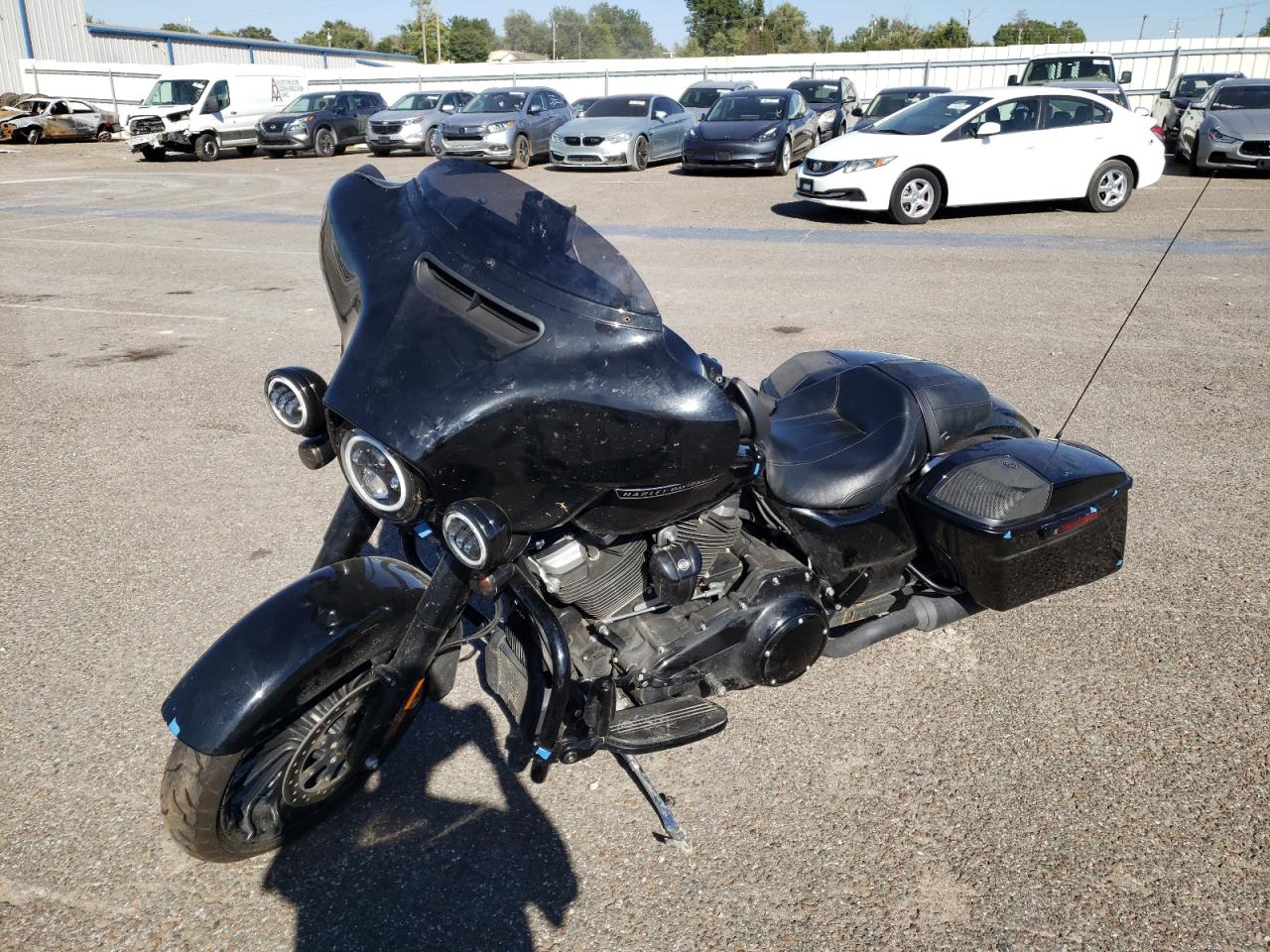 Изображение 2 2018 HARLEY-DAVIDSON FLHXS STREET GLIDE SPECIAL 2018 с VIN 1HD1KRC1XJB649381