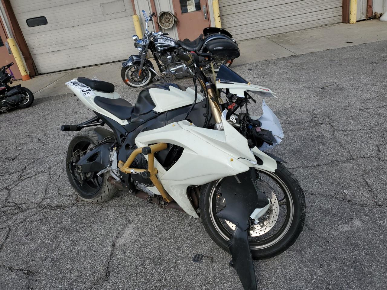 2009 SUZUKI GSX-R600  2009 image