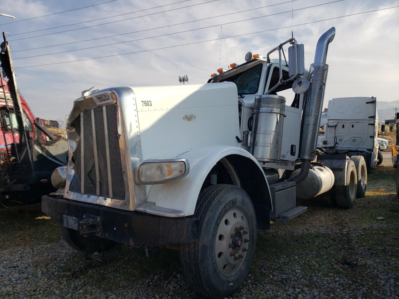 Image 2 of 2009 PETERBILT 388  2009 with VIN 1XPWD40X79D787603