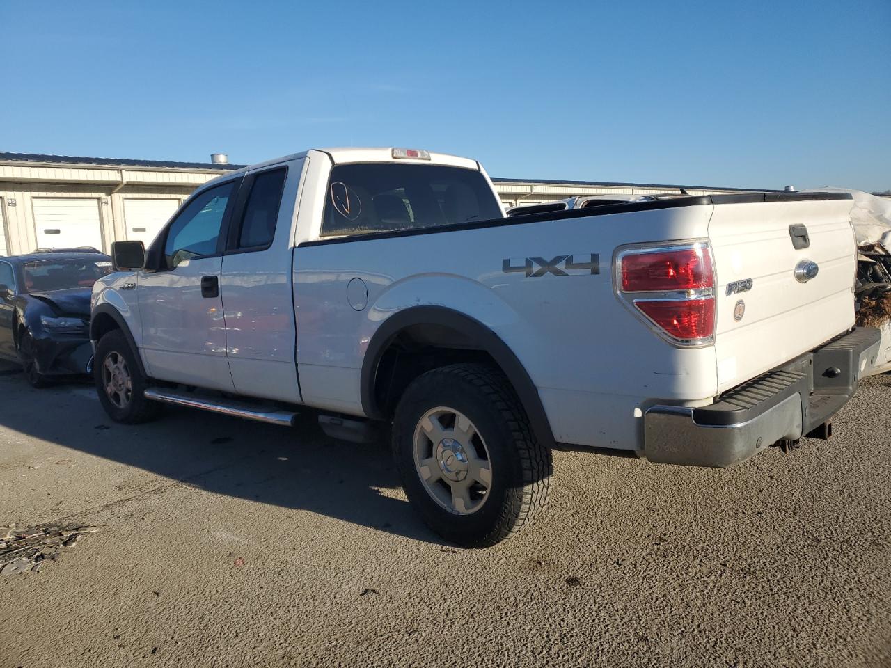 Obraz 2 z 2010 FORD F150 SUPER CAB 2010 z VIN 1FTEX1E84AFA89642
