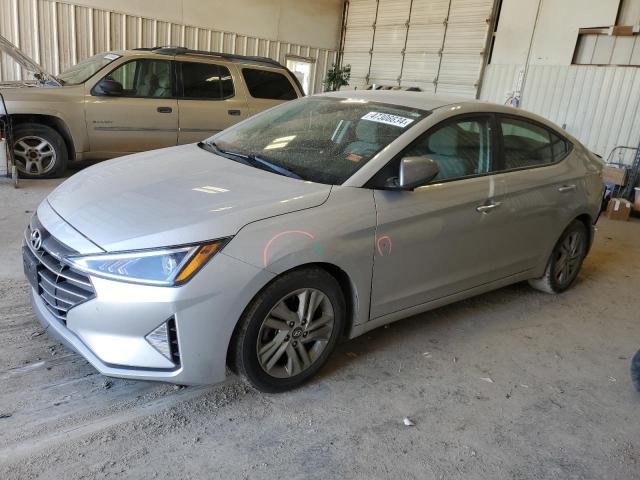 Изображение 1 2019 HYUNDAI ELANTRA SEL 2019 с VIN 5NPD84LF2KH443077