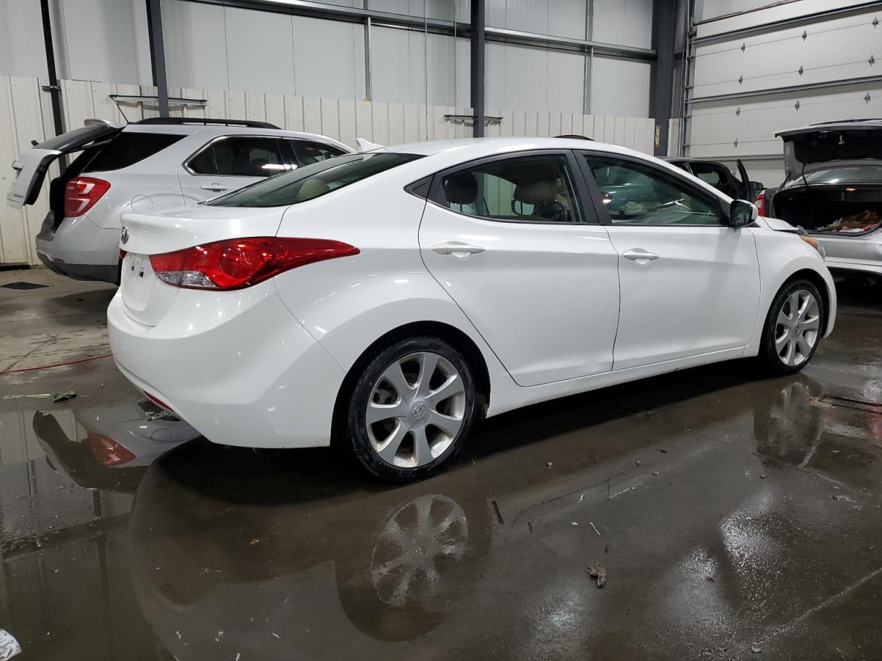 Изображение 3 2013 HYUNDAI ELANTRA GLS 2013 с VIN 5NPDH4AE9DH348917