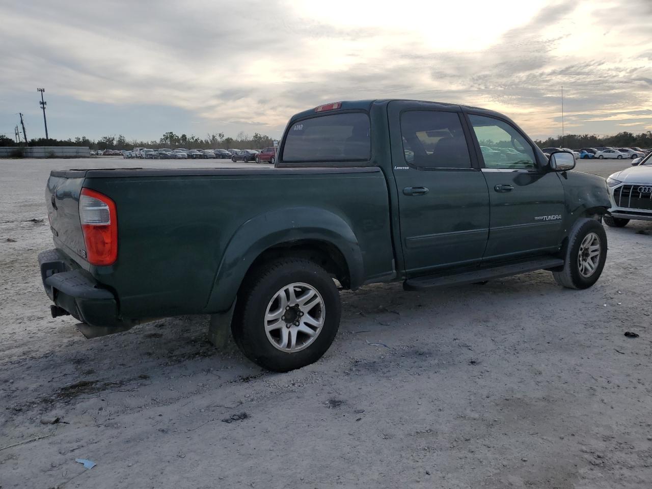 Obraz 3 z 2004 TOYOTA TUNDRA DOUBLE CAB LIMITED 2004 z VIN 5TBET38124S459439