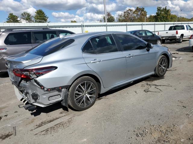 Obraz 3 z 2022 TOYOTA CAMRY SE 2022 z VIN 4T1T11AK9NU683389