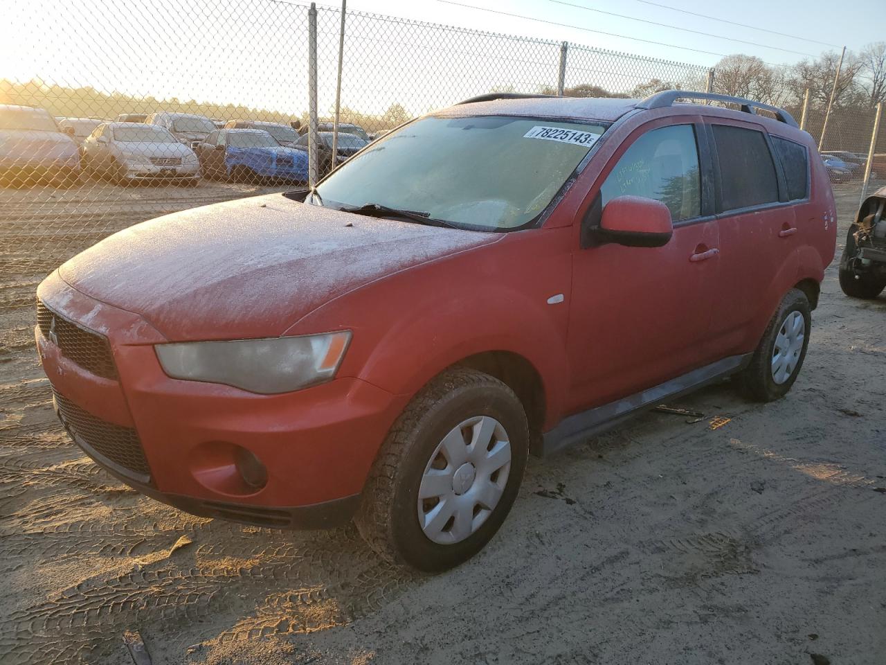 2011 MITSUBISHI OUTLANDER ES 2011 image