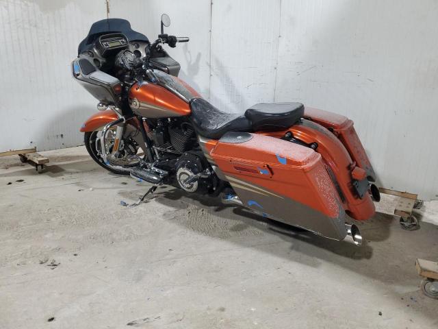 Obraz 3 z 2013 HARLEY-DAVIDSON FLTRXSE CVO ROAD GLIDE CUSTOM 2013 z VIN 1HD1TC814DB961414