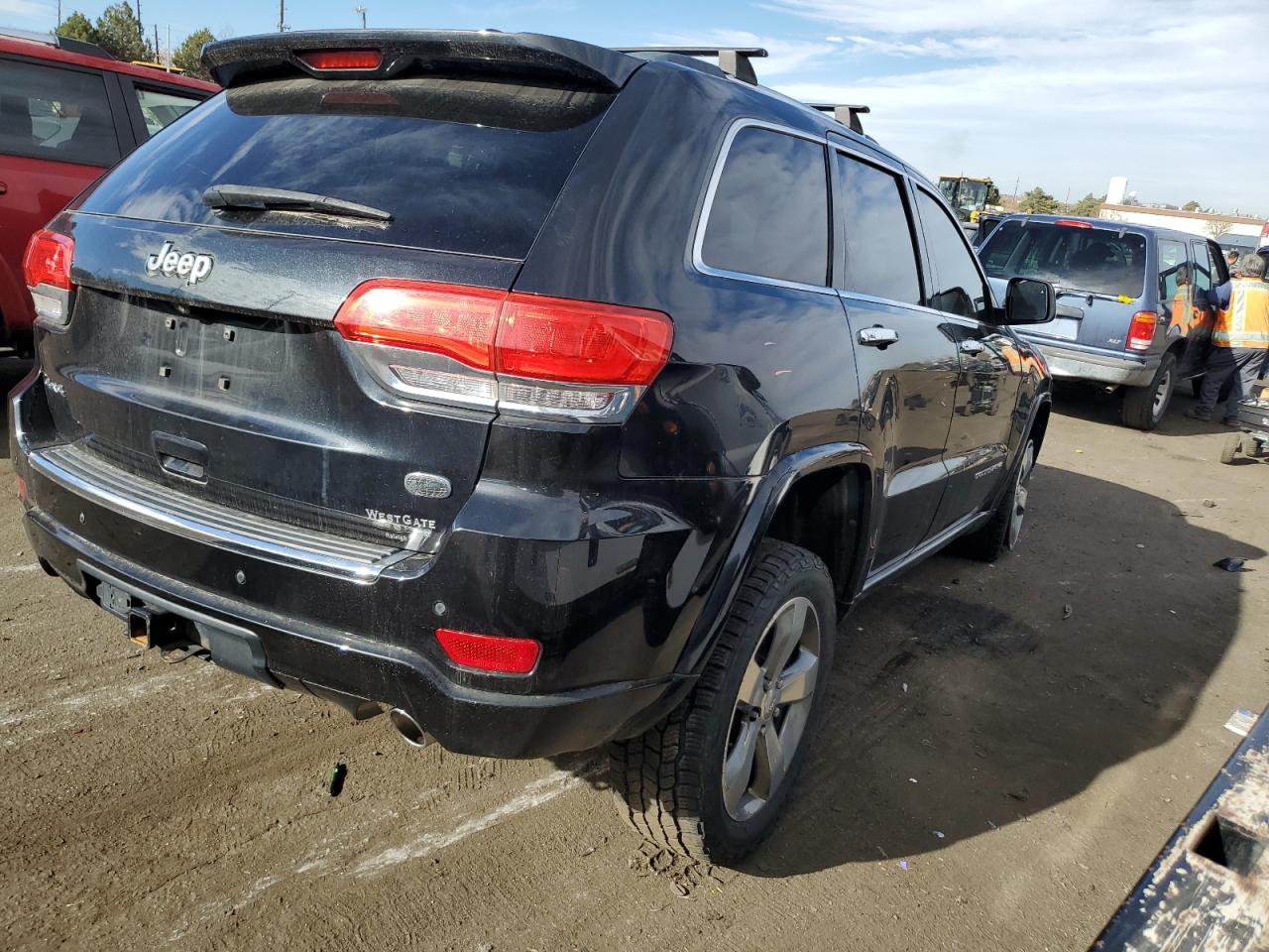 Image 3 of 2015 JEEP GRAND CHEROKEE OVERLAND 2015 with VIN 1C4RJFCG8FC667535