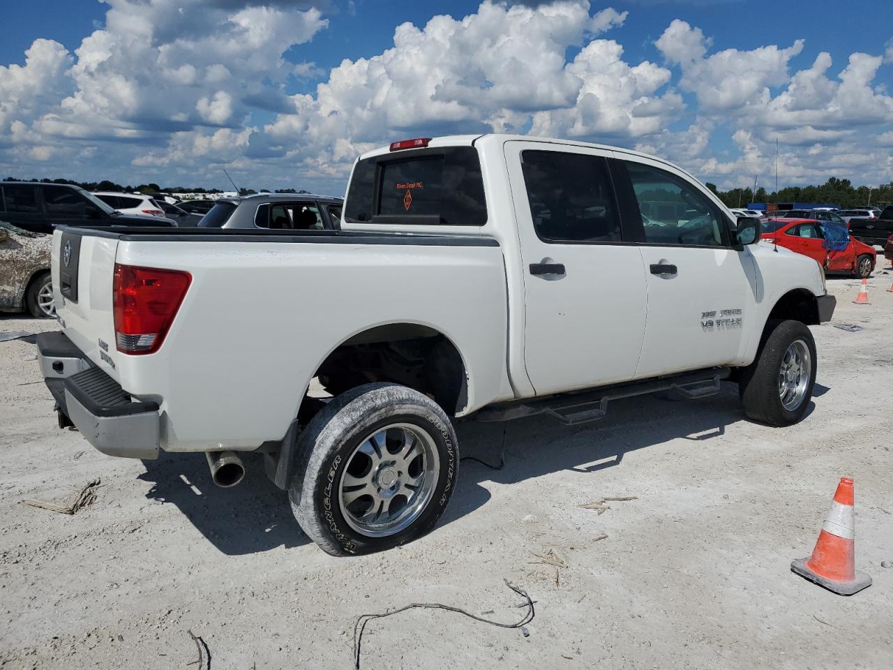 Image 3 of 2008 NISSAN TITAN XE 2008 with VIN 1N6AA07C78N302415