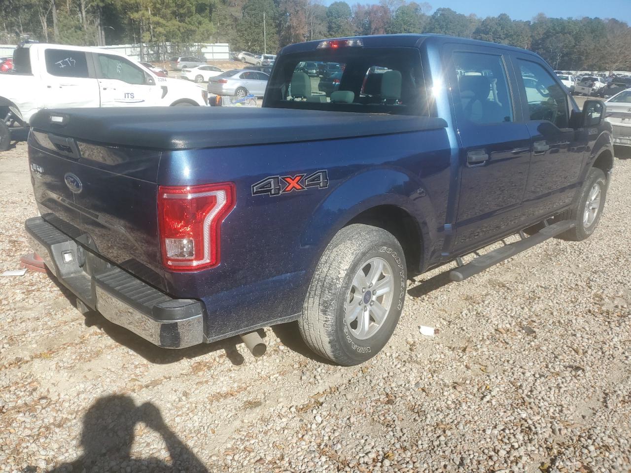 Image 3 of 2017 FORD F150 SUPERCREW 2017 with VIN 1FTEW1EF8HFA08055