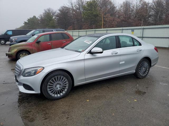 Obraz 1 z 2015 MERCEDES-BENZ C 300 4MATIC 2015 z VIN 55SWF4KB3FU035865