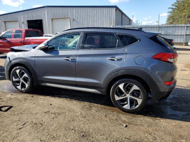 Изображение 2 2018 HYUNDAI TUCSON VALUE 2018 с VIN KM8J33A29JU828583