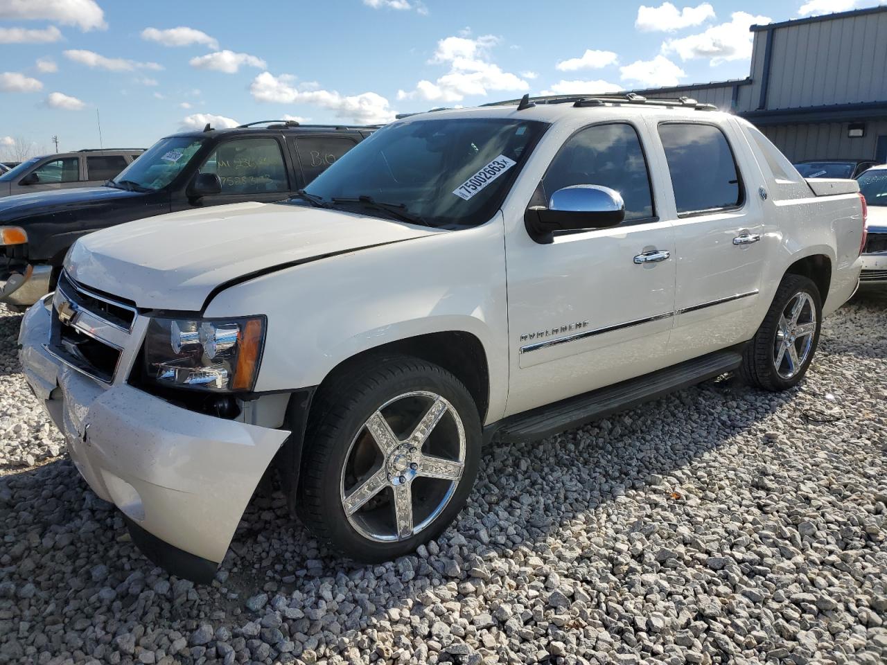 Image 1 of 2013 CHEVROLET AVALANCHE LTZ 2013 with VIN 3GNTKGE70DG106799