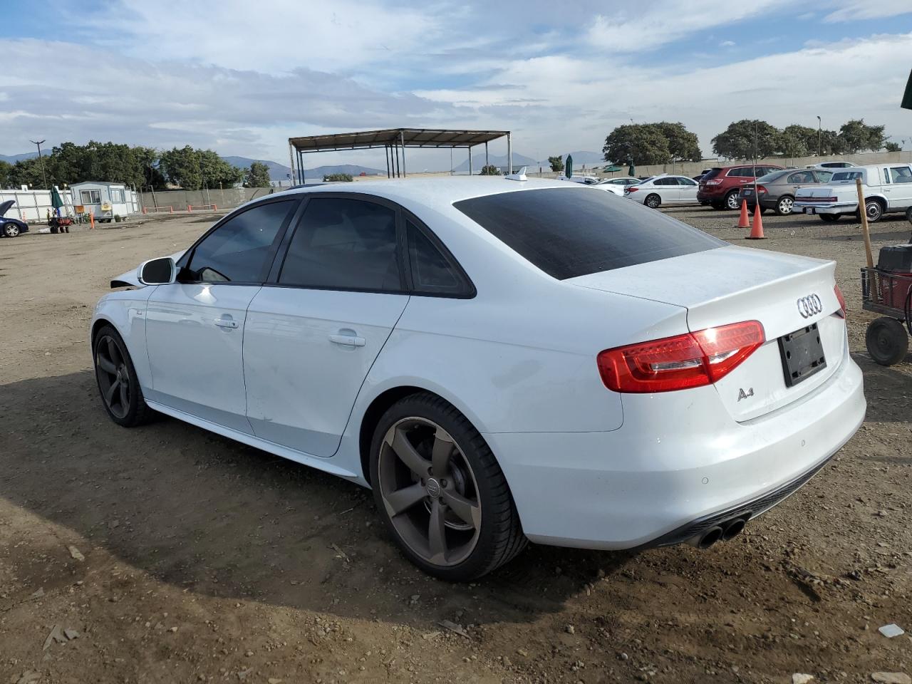 Изображение 2 2014 AUDI A4 PREMIUM PLUS 2014 с VIN WAUEFAFL2EA079875