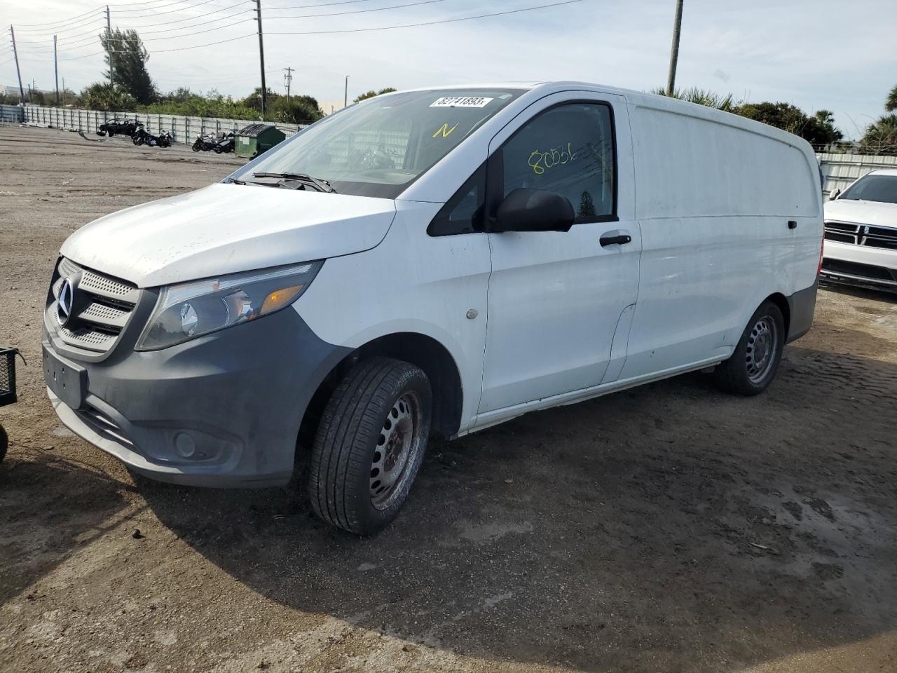 2016 MERCEDES-BENZ METRIS  2016 image