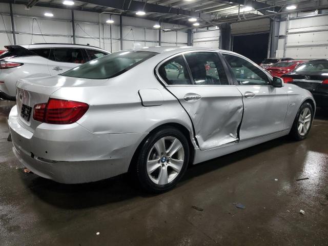 Obraz 3 z 2012 BMW 528 XI 2012 z VIN WBAXH5C53CDW09962