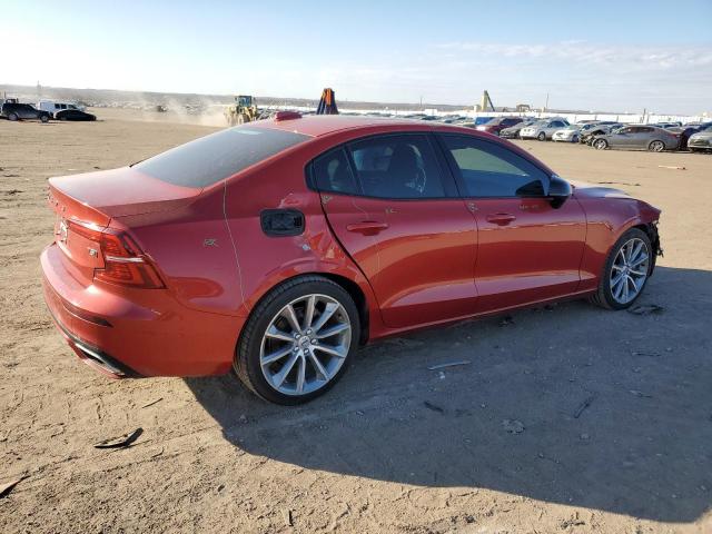 Image 3 of 2021 VOLVO S60 T5 MOMENTUM 2021 with VIN 7JR102TZ4MG103785