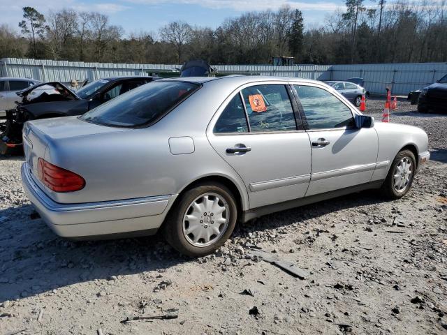 Image 3 of 1999 MERCEDES-BENZ E 320 1999 with VIN WDBJF65H0XA946770