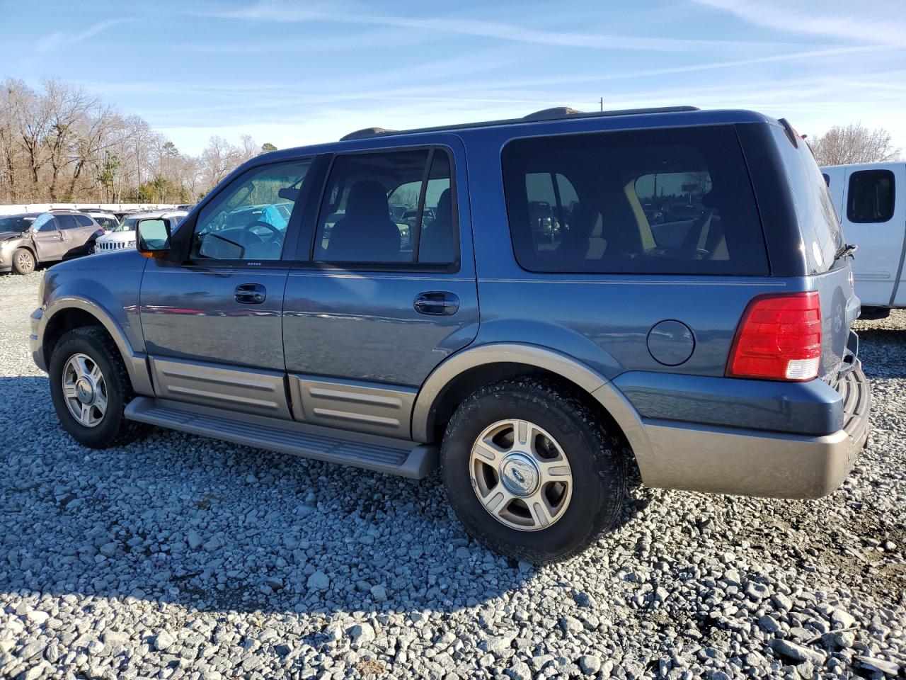Image 2 of 2004 FORD EXPEDITION EDDIE BAUER 2004 with VIN 1FMFU18LX4LA49077