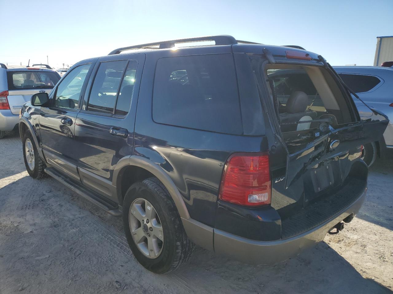 Изображение 2 2003 FORD EXPLORER EDDIE BAUER 2003 с VIN 1FMZU64K93ZA98998