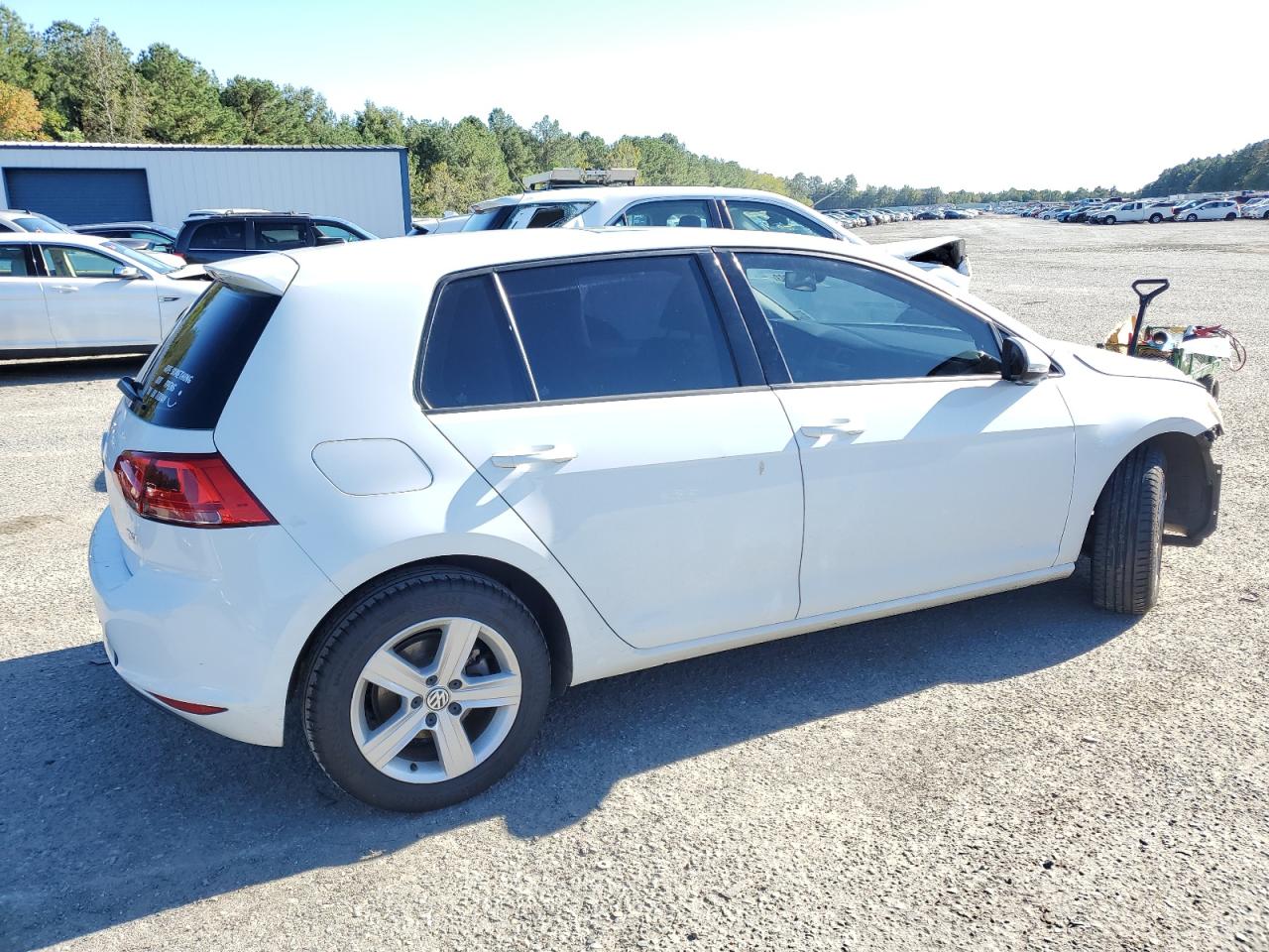 Image 3 of 2017 VOLKSWAGEN GOLF S 2017 with VIN 3VW217AU8HM026707