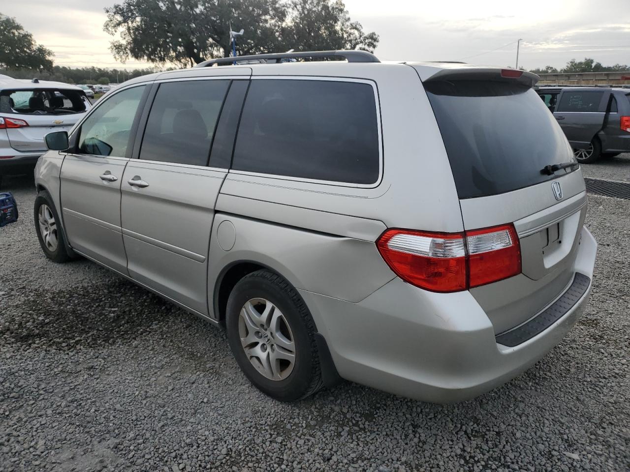 Obraz 2 z 2005 HONDA ODYSSEY EXL 2005 z VIN 5FNRL38715B004827