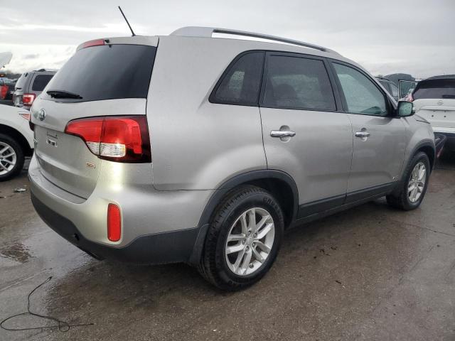 Image 3 of 2015 KIA SORENTO LX 2015 with VIN 5XYKTDA70FG595079
