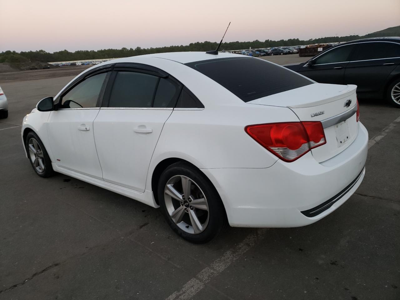 Obraz 2 z 2014 CHEVROLET CRUZE LT 2014 z VIN 1G1PE5SB0E7319062