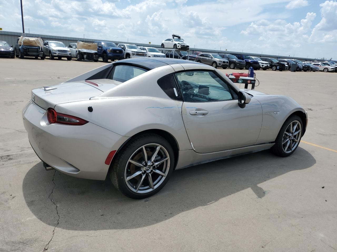 Изображение 3 Mazda Mx-5 Miata Grand Touring 2023 с VIN JM1NDAM76P0554967