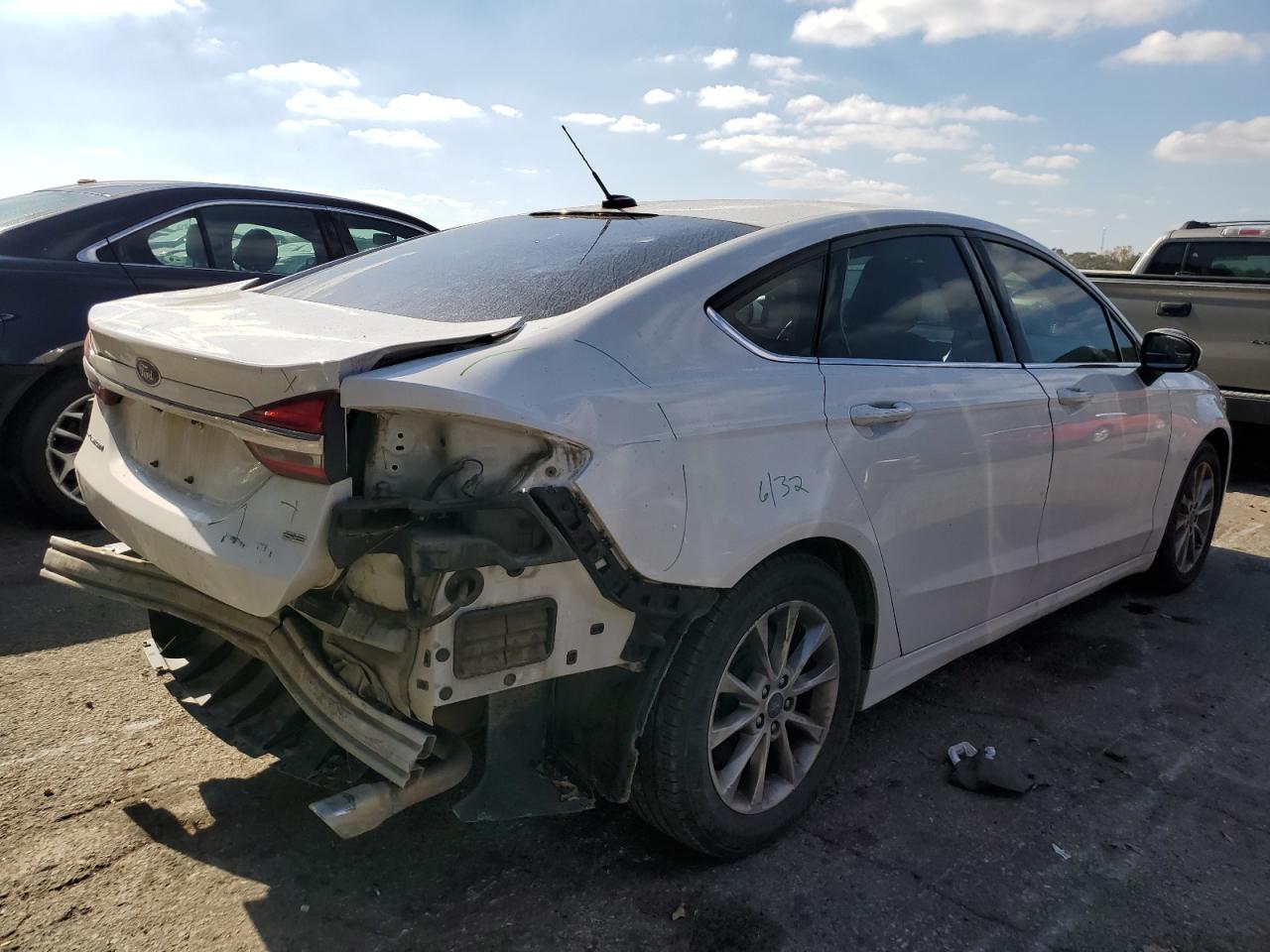Image 3 of 2017 FORD FUSION SE 2017 with VIN 3FA6P0H7XHR196795