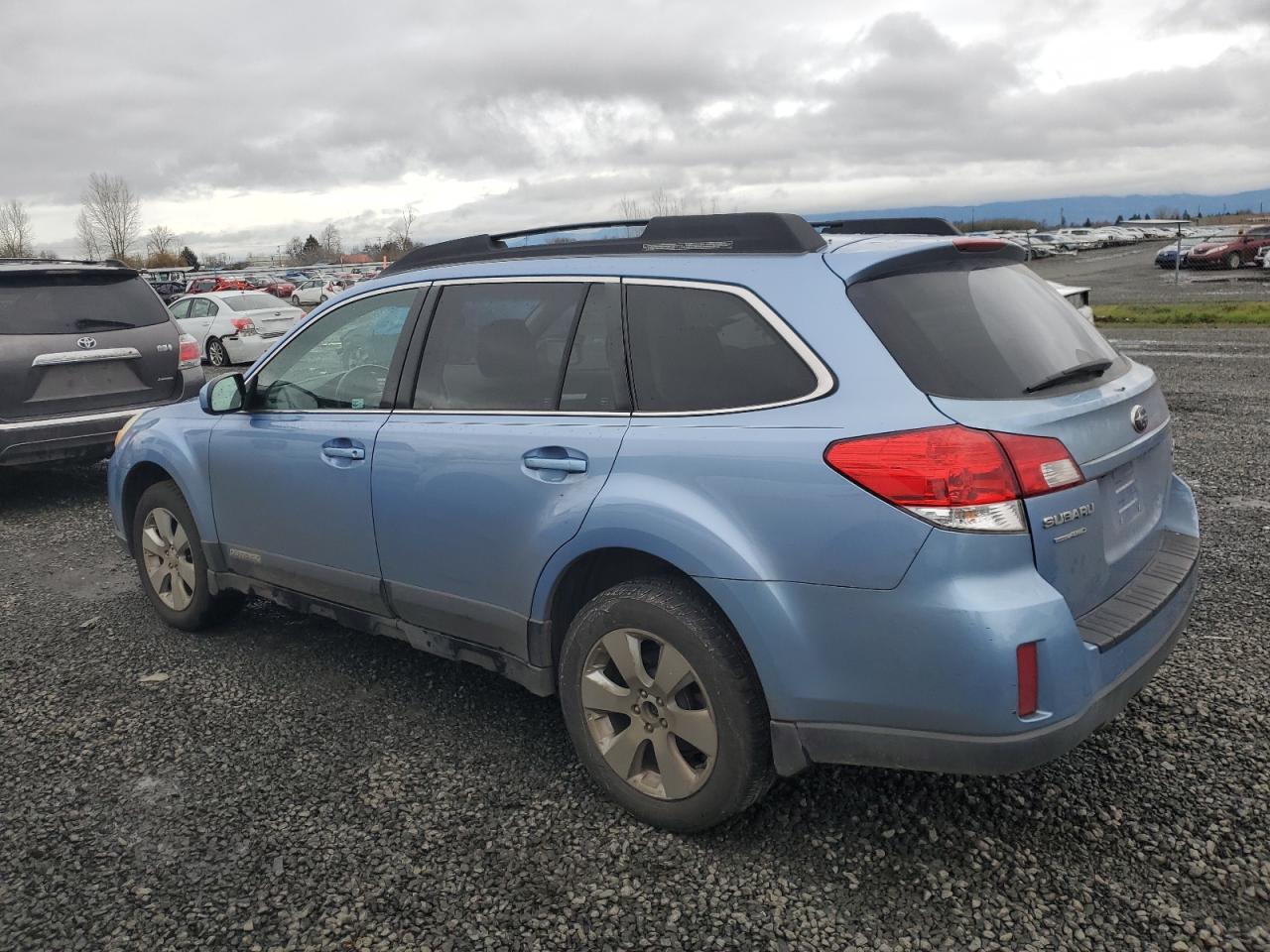 Изображение 2 2011 SUBARU OUTBACK 2.5I PREMIUM 2011 с VIN 4S4BRBGC9B3391110