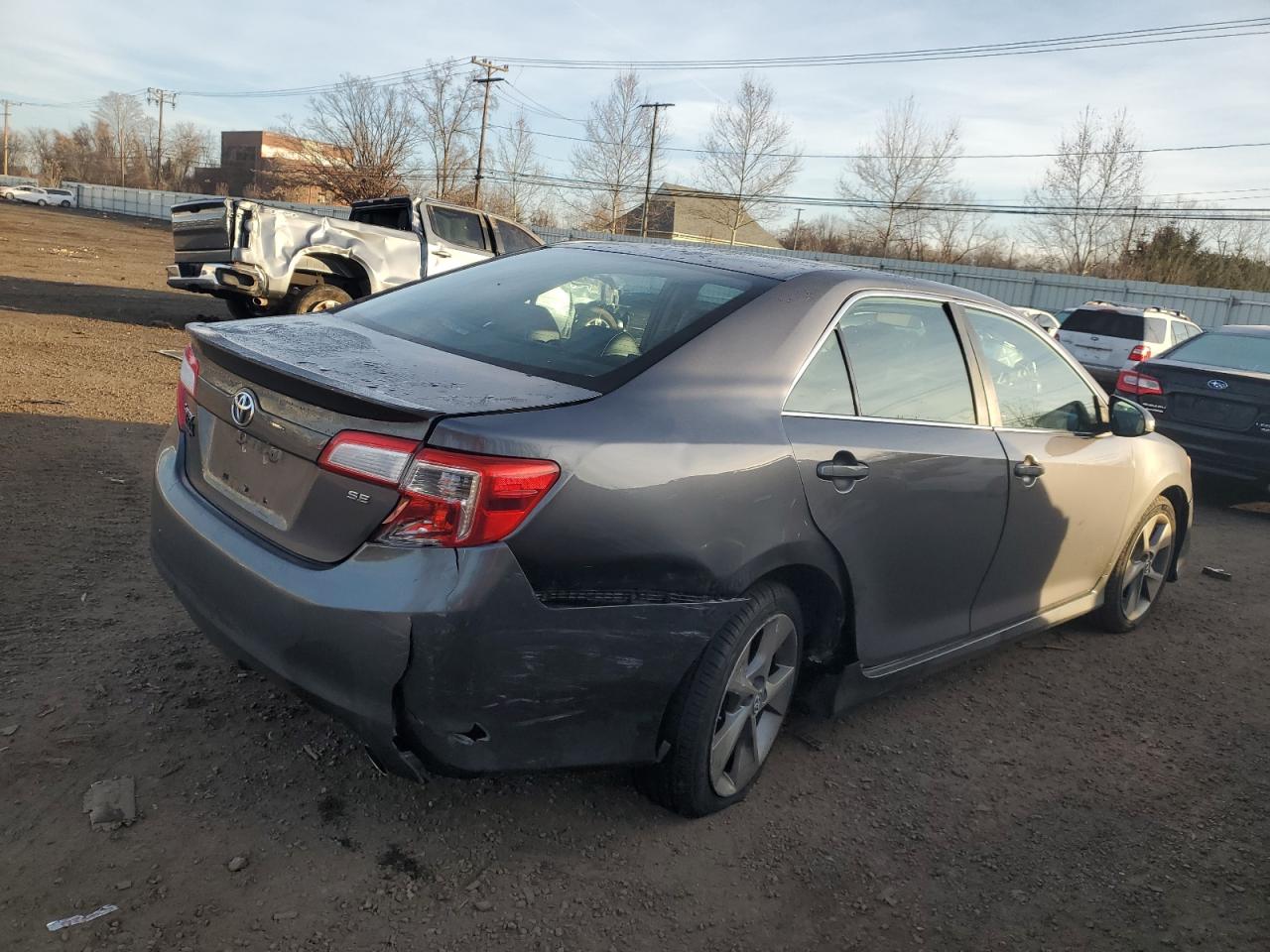 Image 3 of 2014 TOYOTA CAMRY L 2014 with VIN 4T1BF1FK3EU740062