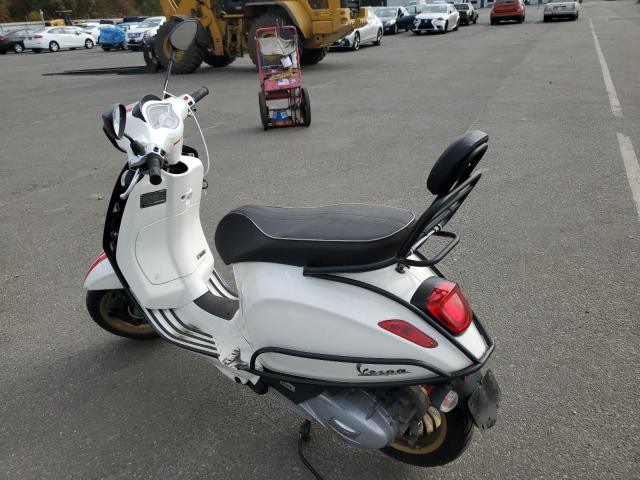 Image 3 of 2021 VESPA PRIMAVERA/SPRINT 150 2021 with VIN ZAPM818G0M5801701