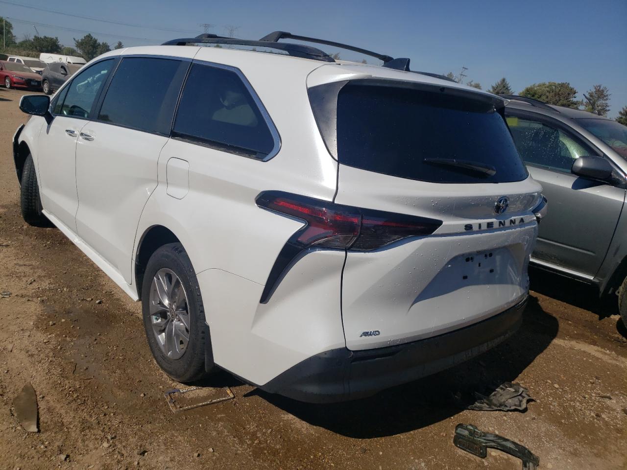 Obraz 2 z 2023 TOYOTA SIENNA XLE 2023 z VIN 5TDYSKFC4PS076824