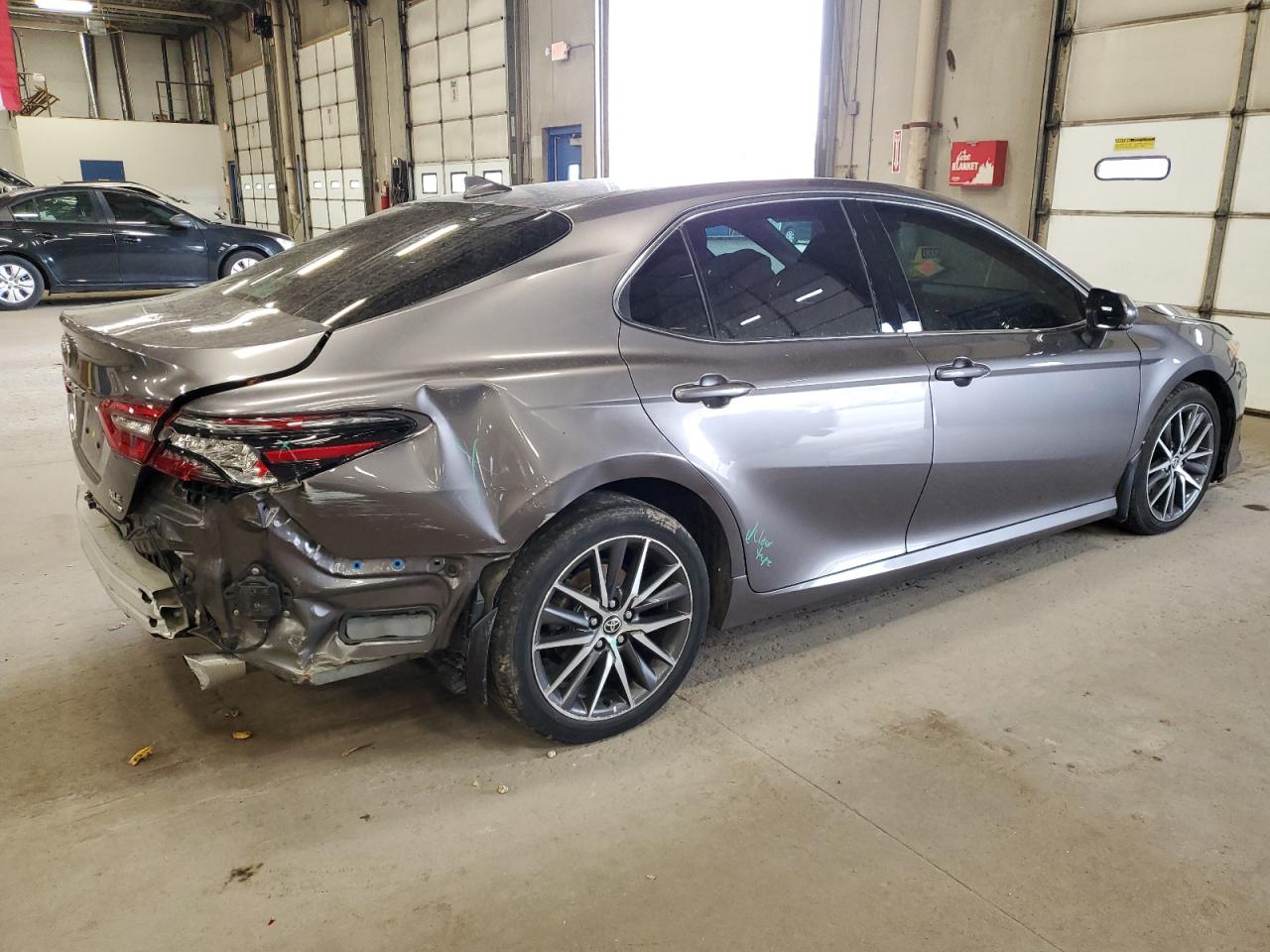 Image 3 of 2021 TOYOTA CAMRY XLE 2021 with VIN 4T1F11BK7MU028755