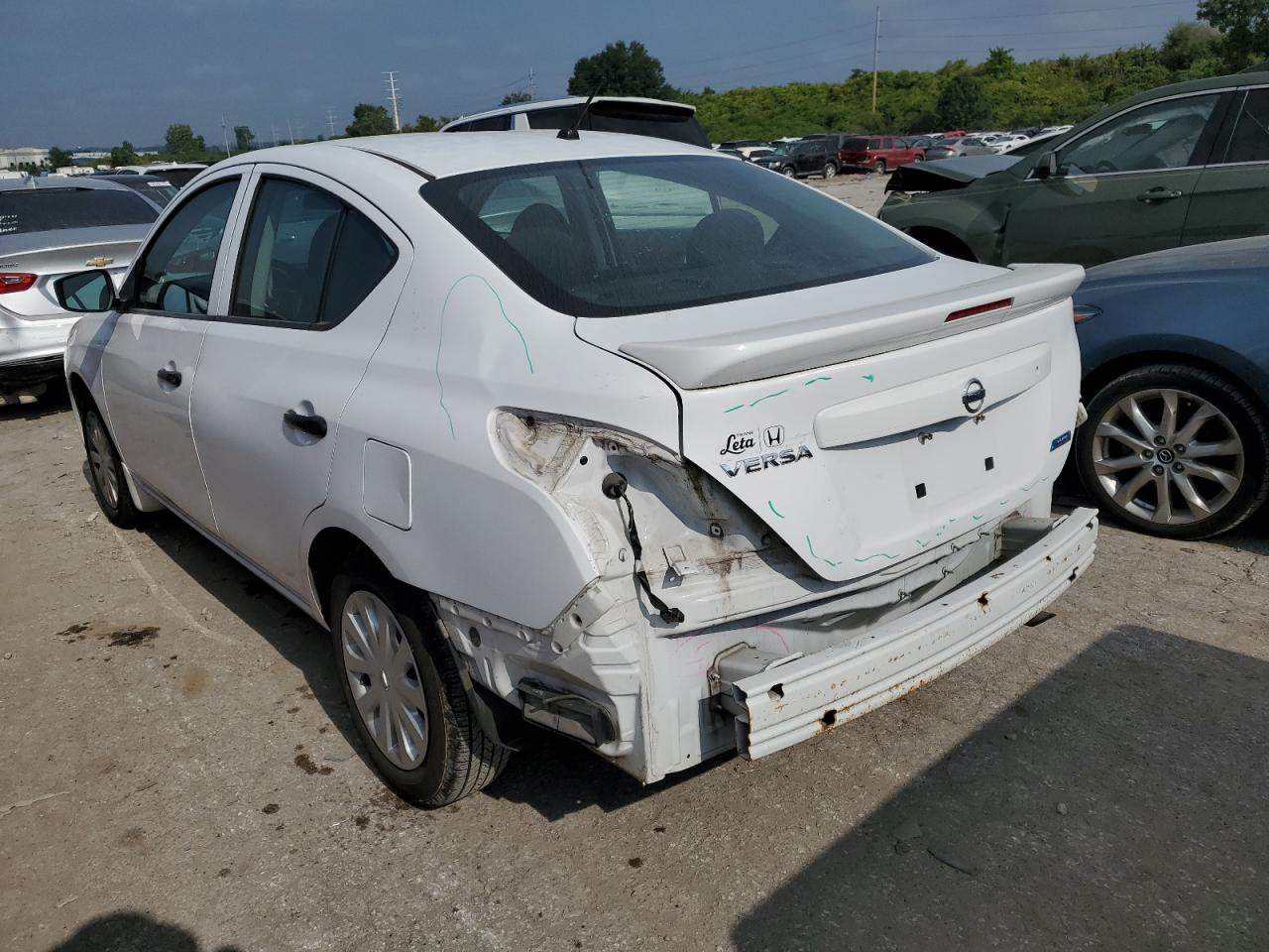 Image 2 of Nissan Versa S 2016 with VIN 3N1CN7AP2GL877995