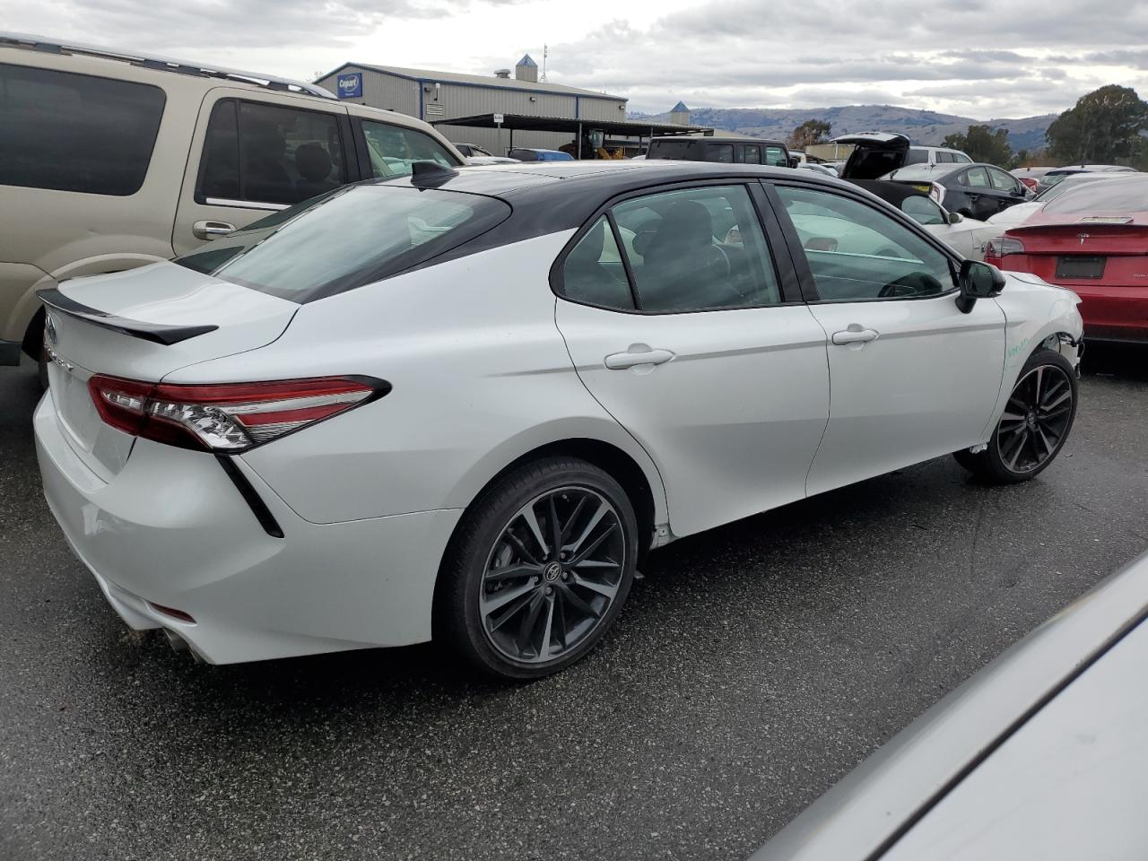 Image 3 of 2019 TOYOTA CAMRY XSE 2019 with VIN 4T1B61HK6KU172639