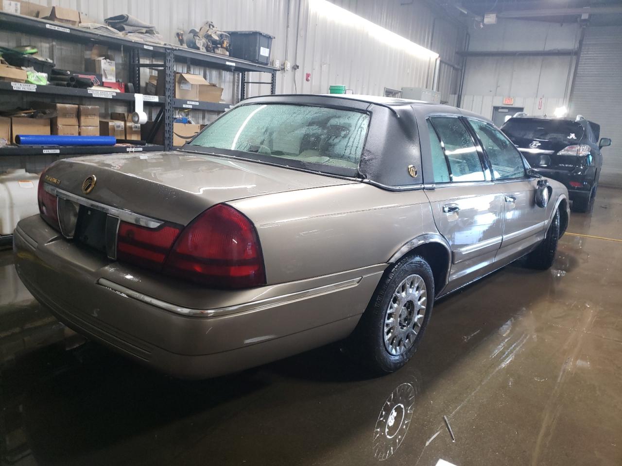 Obraz 3 z 2003 MERCURY GRAND MARQUIS GS 2003 z VIN 2MEFM74W23X660647