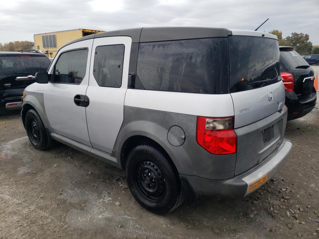 Изображение 2 2005 HONDA ELEMENT LX 2005 с VIN 5J6YH28395L026988
