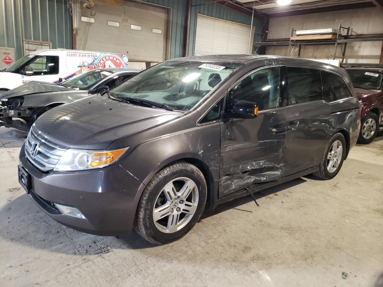 Image 1 of 2013 HONDA ODYSSEY TOURING 2013 with VIN 5FNRL5H92DB046581