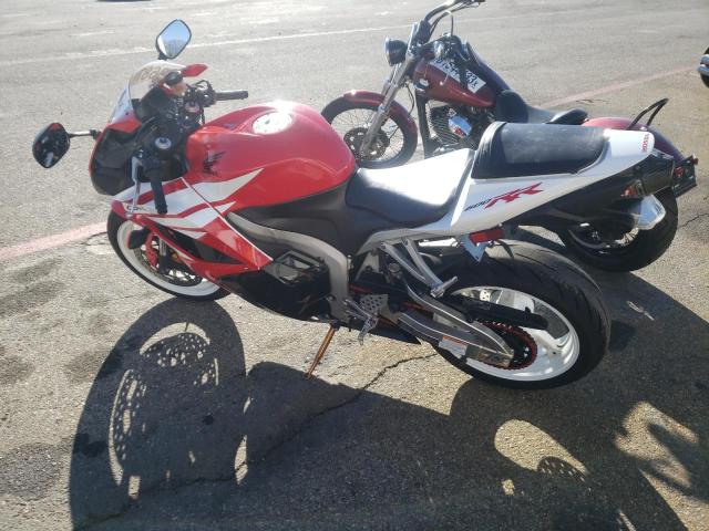 Изображение 3 2012 HONDA CBR600 RR 2012 с VIN JH2PC4069CK500188