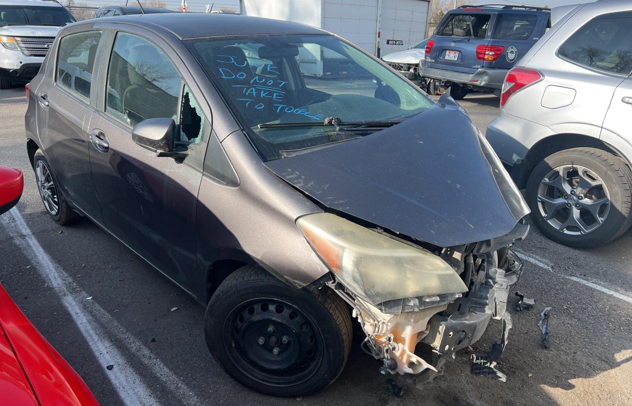 2015 TOYOTA YARIS 2015 image