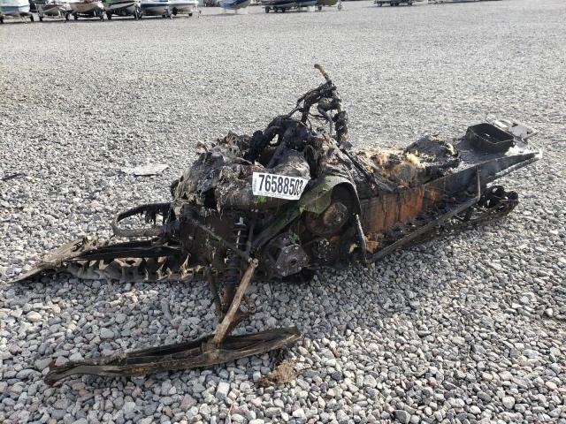 Изображение 2 2016 ARCT SNOWMOBILE 2016 с VIN 4UF16SNW6GT105039