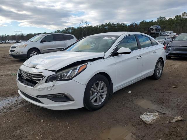 Image 1 of 2015 HYUNDAI SONATA SE 2015 with VIN 5NPE24AF8FH214627